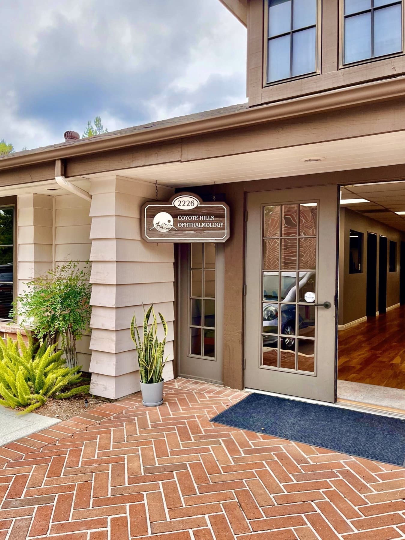 Coyote Hills Ophthalmology, Optometrists in Fullerton